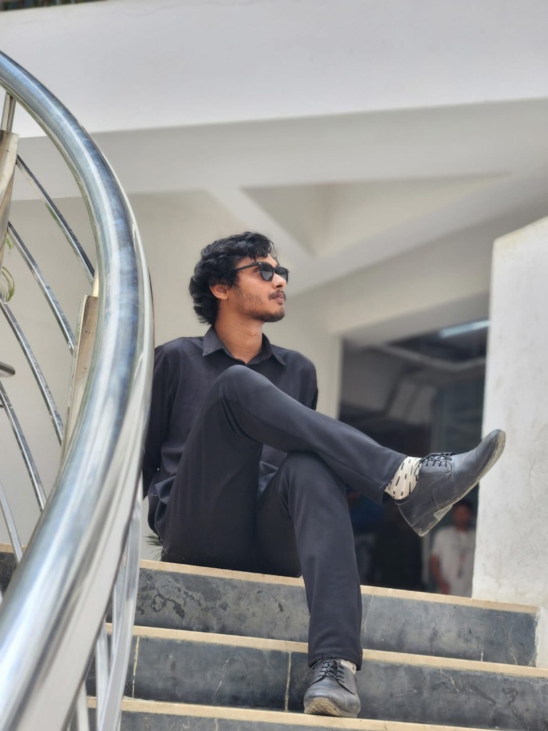 Shafim - Staircase Pose